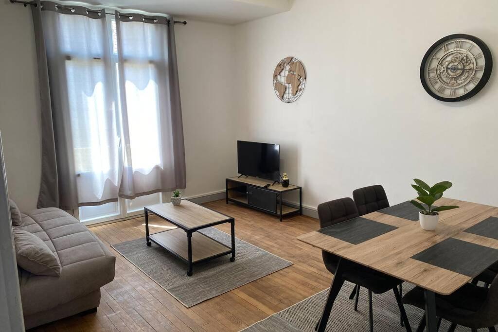 L'Appartement De Moliere N°3 Montlucon Ngoại thất bức ảnh